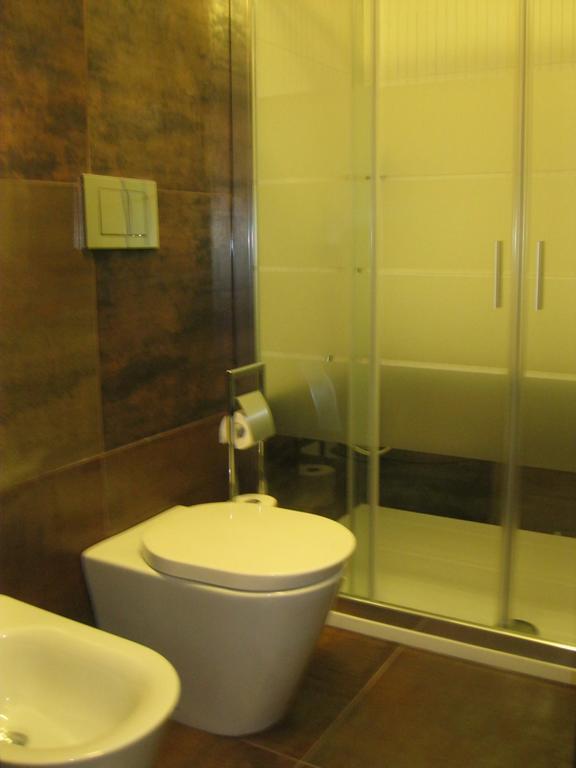 A14 Business Suite Sesto San Giovanni Pokoj fotografie