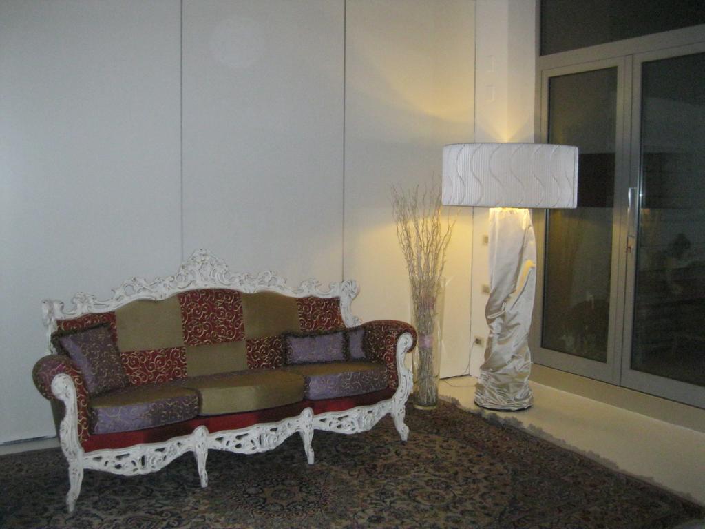 A14 Business Suite Sesto San Giovanni Pokoj fotografie