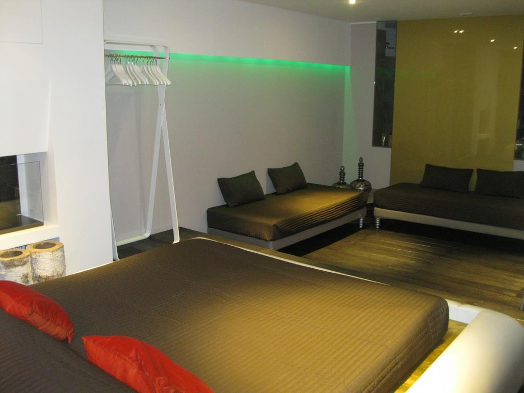 A14 Business Suite Sesto San Giovanni Pokoj fotografie